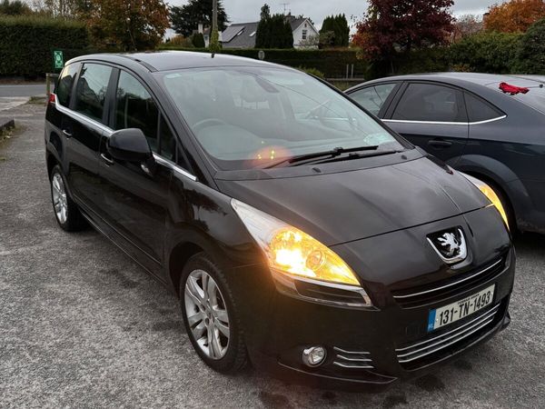 Peugeot 5008 MPV, Diesel, 2013, Black