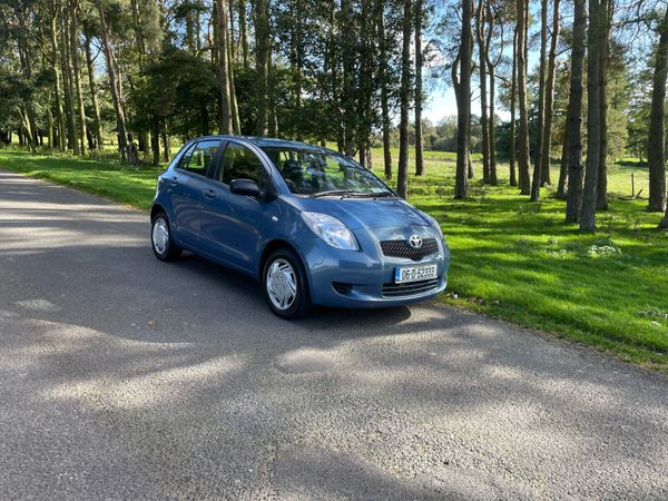 Toyota Yaris Hatchback, Petrol, 2006, Blue