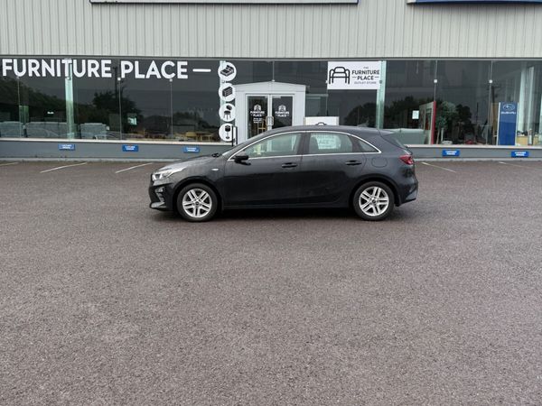 Kia Ceed Hatchback, Diesel, 2019, Black