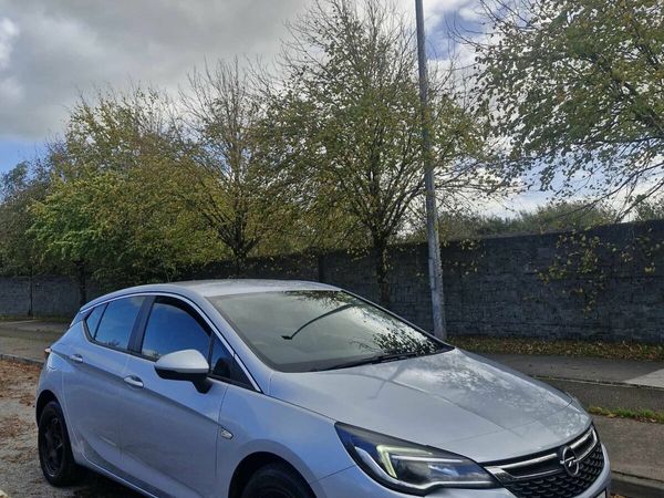Opel Astra Hatchback, Diesel, 2017, Grey