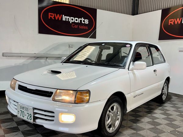 Toyota Starlet Hatchback, Petrol, 1992, White
