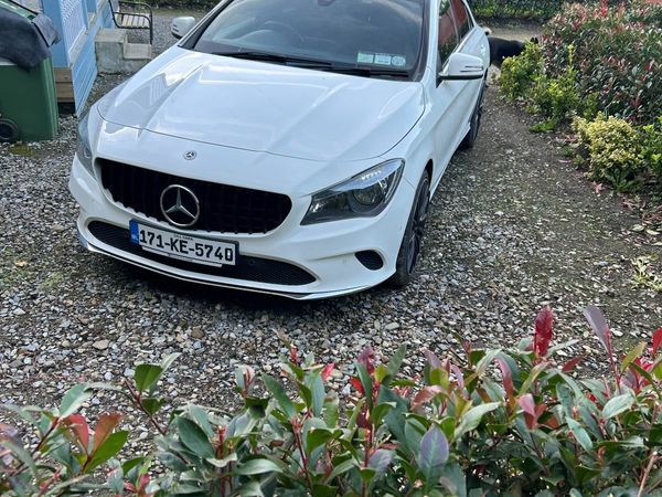 Mercedes-Benz CLA Saloon, Diesel, 2017, White