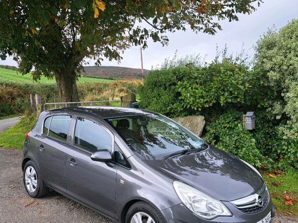 Opel Corsa Hatchback, Petrol, 2013, Grey