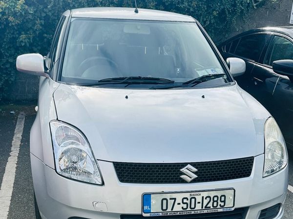 Suzuki Swift Hatchback, Petrol, 2007, Silver