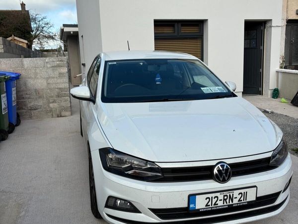 Volkswagen Polo Hatchback, Petrol, 2021, White