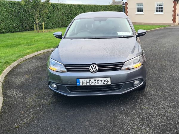 Volkswagen Jetta Saloon, Diesel, 2014, Grey