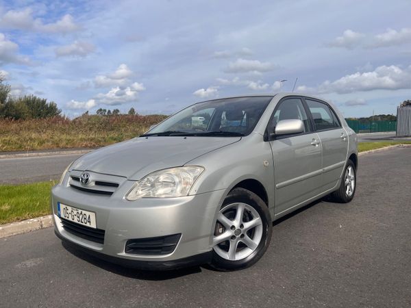 Toyota Corolla Hatchback, Petrol, 2005, Silver