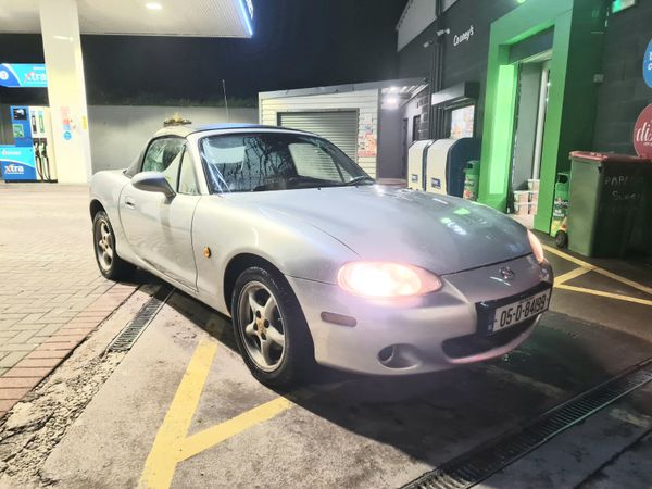 Mazda MX-5 Convertible, Petrol, 2005, Silver