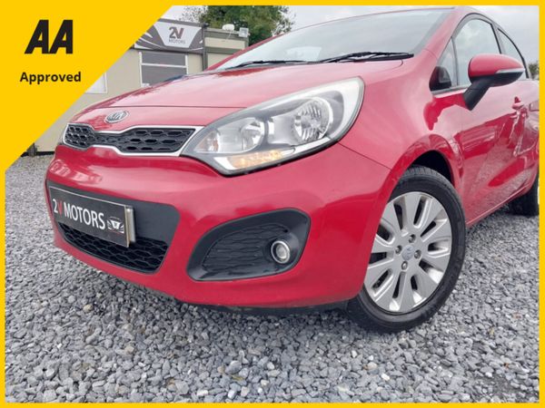 Kia Rio Hatchback, Diesel, 2011, Red