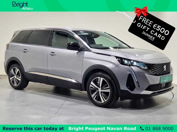 Peugeot 5008 MPV, Petrol, 2022, Silver