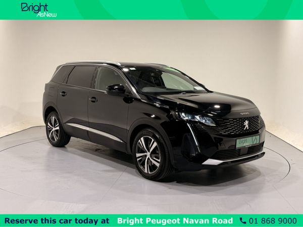 Peugeot 5008 MPV, Petrol, 2023, Black