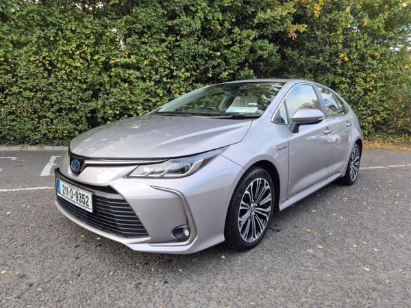 Toyota Corolla Saloon, Petrol Hybrid, 2021, Grey