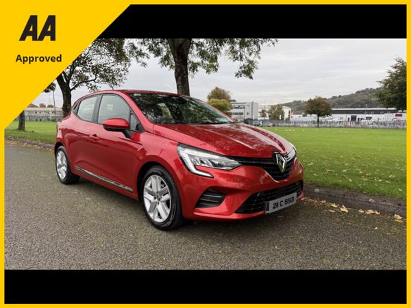 Renault Clio Hatchback, Petrol, 2021, Red