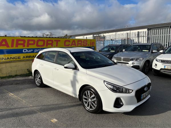 Hyundai i30 Estate, Petrol, 2018, White