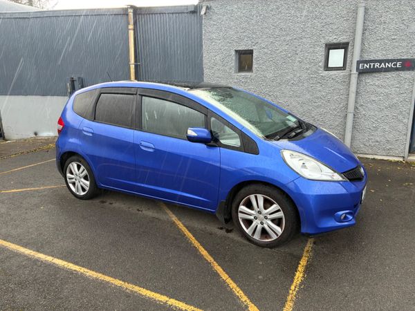 Honda Jazz Hatchback, Petrol, 2013, Blue