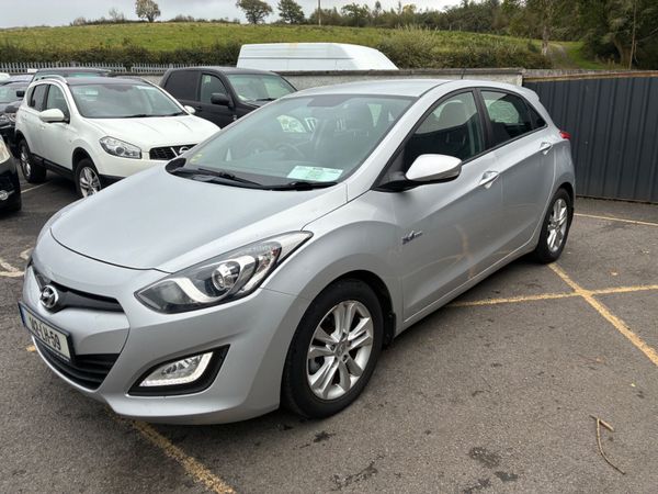 Hyundai i30 Hatchback, Diesel, 2014, Silver