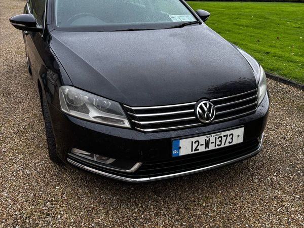 Volkswagen Passat Saloon, Diesel, 2012, Black