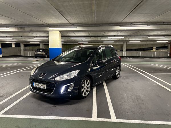 Peugeot 308 Estate, Diesel, 2012, Grey