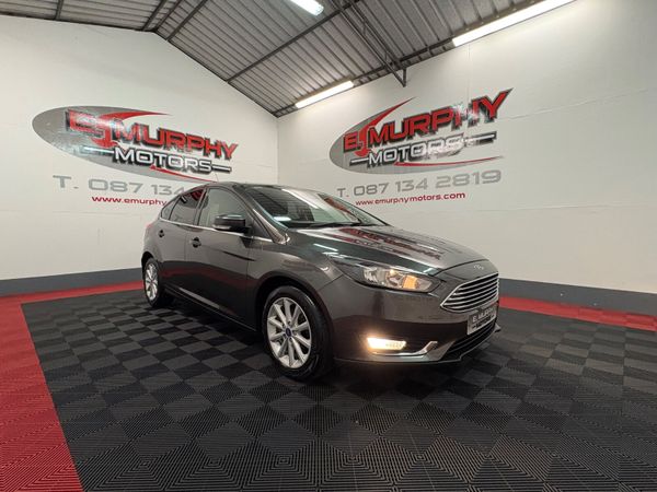 Ford Focus Hatchback, Diesel, 2017, Grey