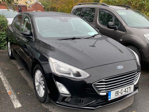 Ford Focus Hatchback, Petrol, 2019, Black