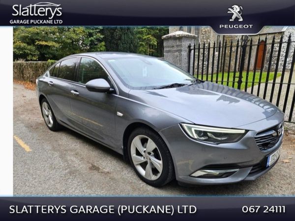 Opel Insignia Hatchback, Diesel, 2017, Grey