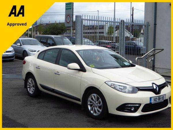 Renault Fluence Saloon, Diesel, 2014, Yellow