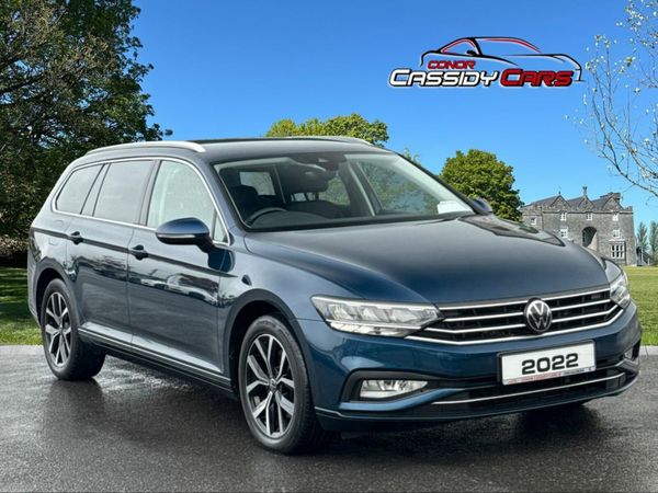 Volkswagen Passat Estate, Diesel, 2022, Blue