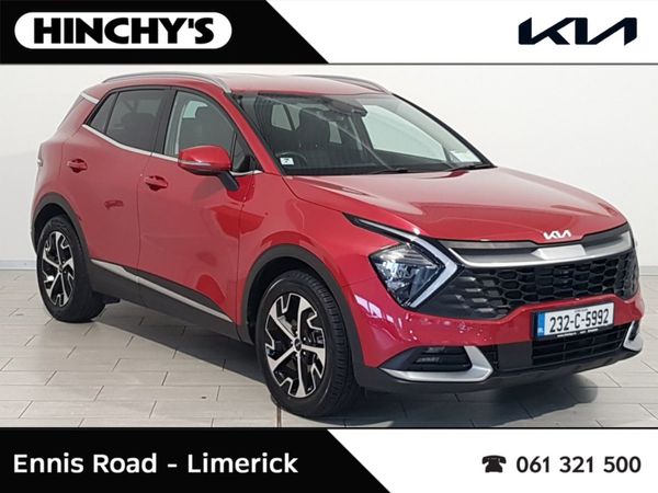 Kia Sportage SUV, Petrol Hybrid, 2023, Red