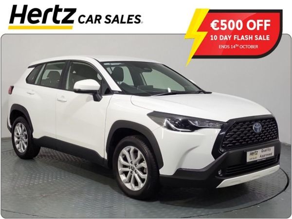 Toyota Corolla Cross Hatchback, Petrol Hybrid, 2023, White