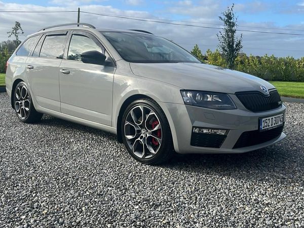 Skoda Octavia Estate, Diesel, 2015, Grey