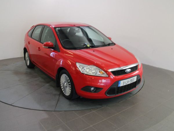 Ford Focus Hatchback, Diesel, 2011, Red