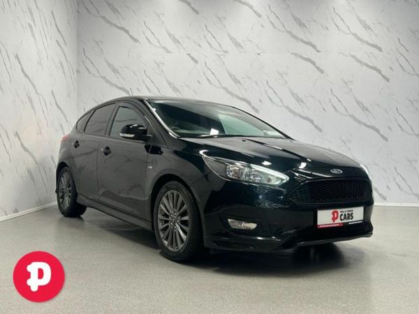 Ford Focus Hatchback, Diesel, 2017, Black