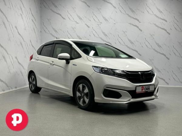 Honda Fit Hatchback, Petrol Hybrid, 2018, White