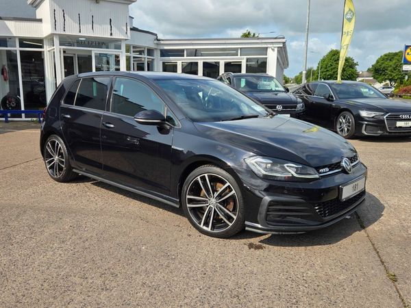 Volkswagen Golf Hatchback, Diesel, 2018, Black