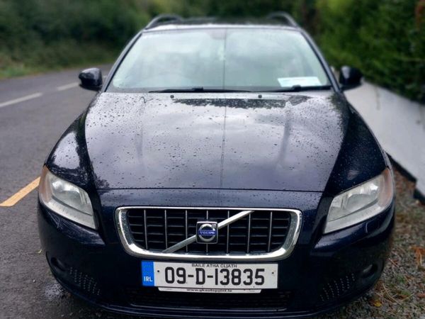 Volvo V70 Estate, Ethanol Petrol, 2009, Blue