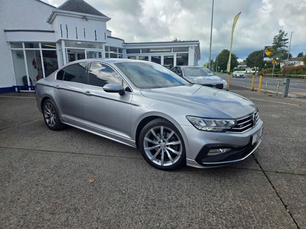 Volkswagen Passat Saloon, Diesel, 2020, Silver
