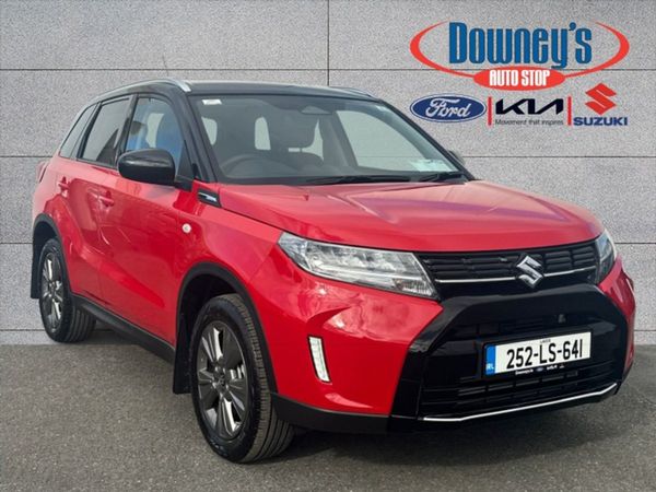 Suzuki Vitara Hatchback, Petrol, 2025, Red