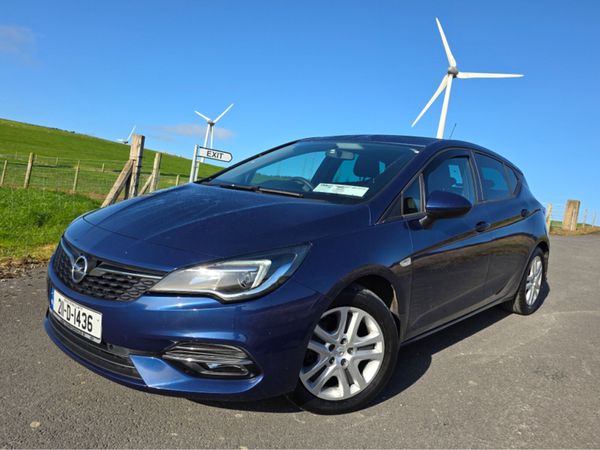 Opel Astra Hatchback, Diesel, 2021, Blue