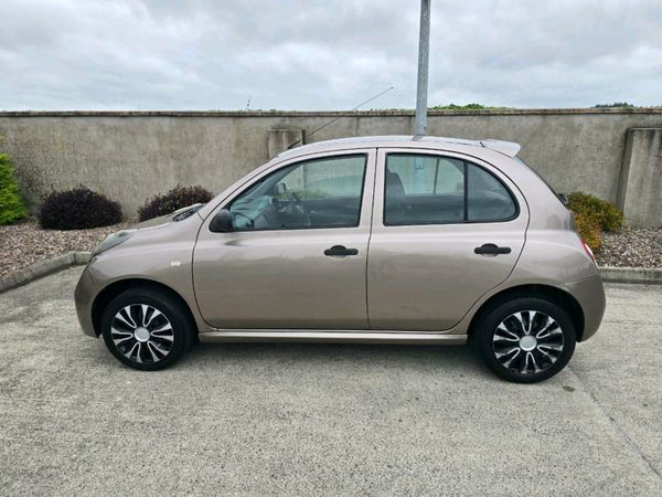 Nissan Micra Hatchback, Petrol, 2007, Gold