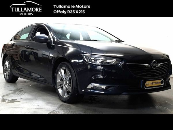 Opel Insignia Hatchback, Diesel, 2019, Black