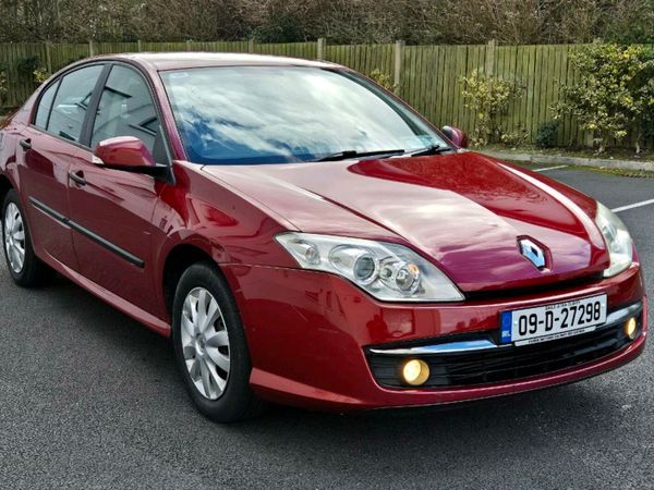 Renault Laguna Hatchback, Diesel, 2009, Red