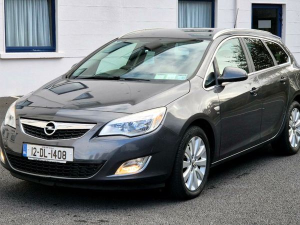 Opel Astra MPV, Diesel, 2012, Grey