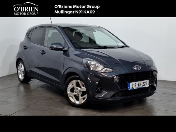 Hyundai i10 Hatchback, Petrol, 2021, Grey