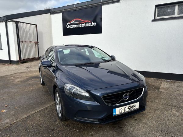 Volvo V40 Hatchback, Diesel, 2012, Blue