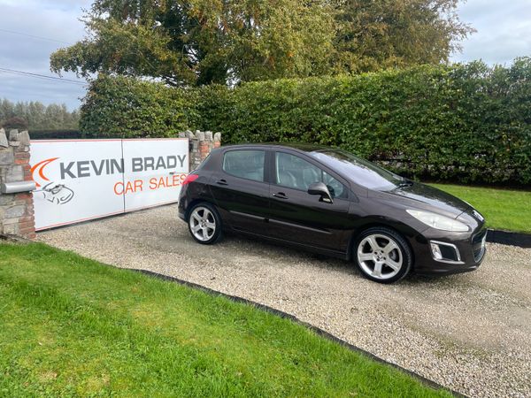 Peugeot 308 Hatchback, Diesel, 2011, Brown