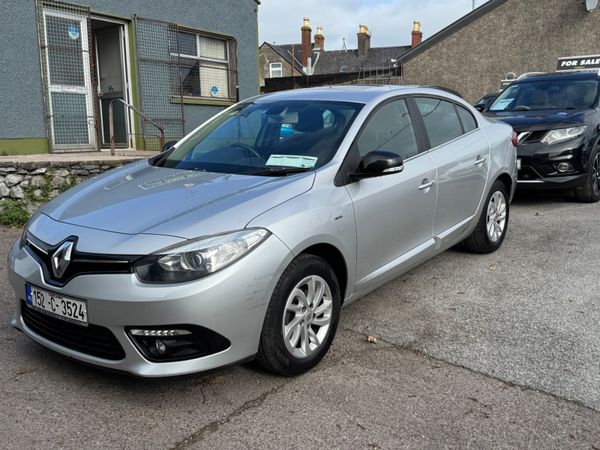 Renault Fluence Saloon, Diesel, 2015, Silver