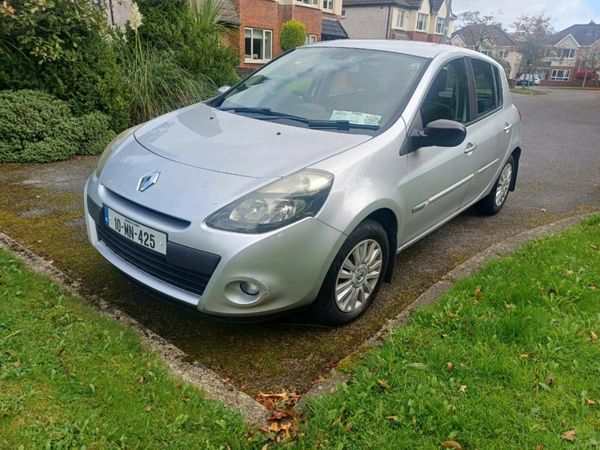 Renault Clio Hatchback, Ethanol Petrol, 2010, Silver