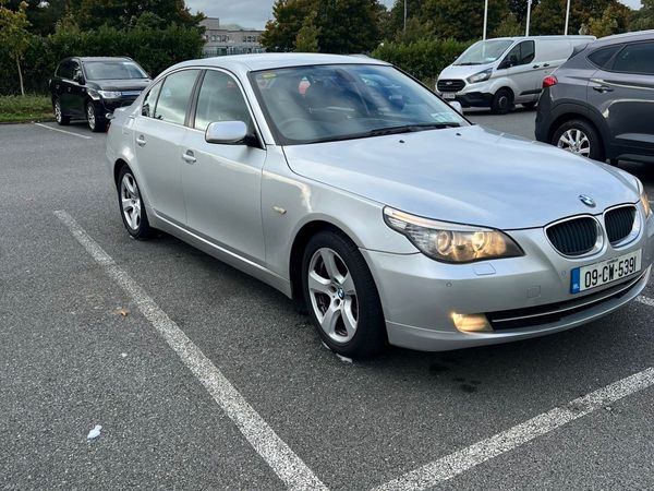 BMW 5-Series Saloon, Diesel, 2009, Silver