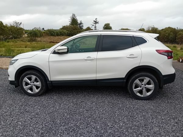 Nissan Qashqai Van, Diesel, 2020, White