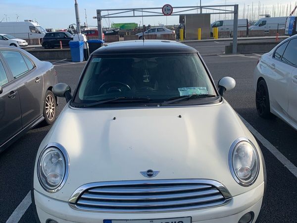 Mini Cooper Hatchback, Diesel, 2009, White
